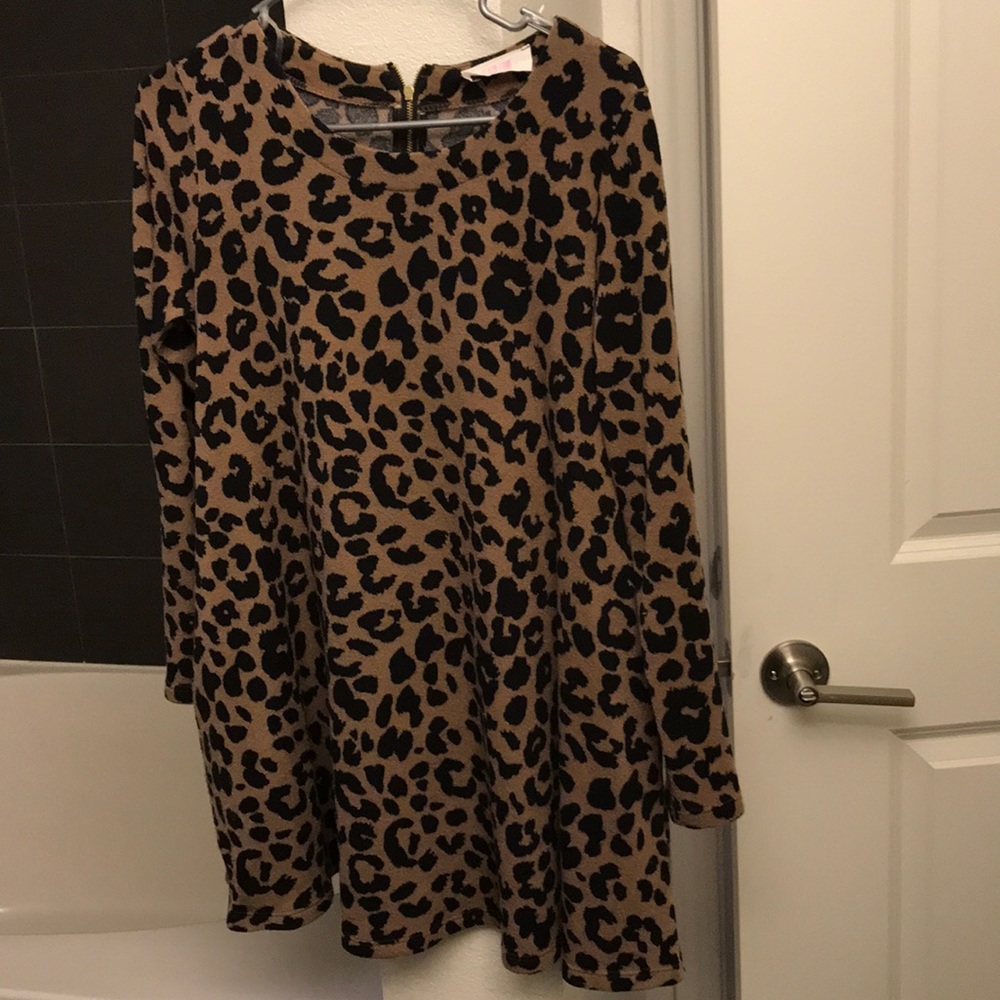 Leopard print tunic sweater